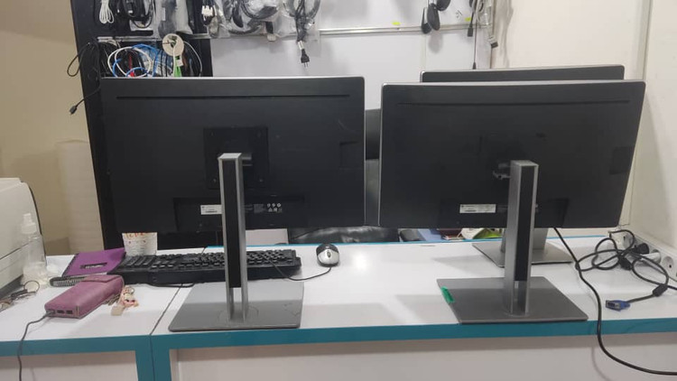 مانیتور استوک z22i